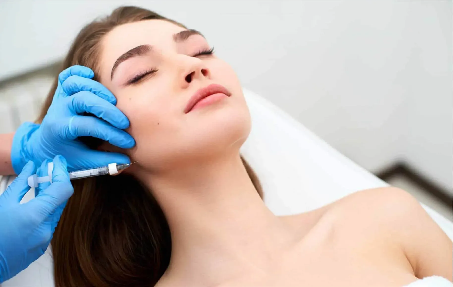 Botox Rahang: Solusi Wajah Tirus dan Simetris Tanpa Operasi