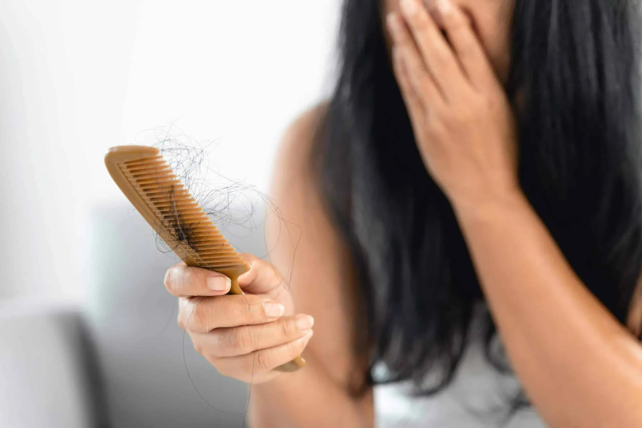 Perawatan Rambut Rontok Akibat Stres: Solusi Medis & Alami Ampuh