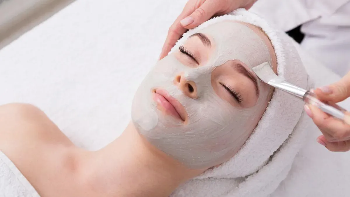 Bagaimana Cara Memilih Tempat Facial Terdekat yang Profesional dan Aman?