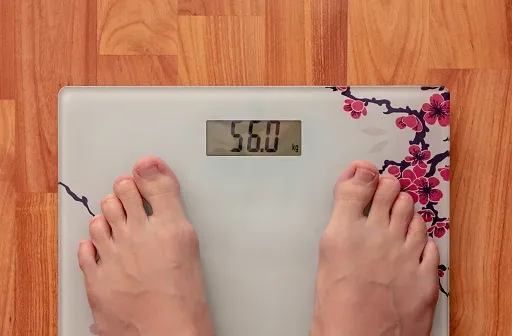 Kenapa Berat Badan Cepat Naik? Ini Solusi Medis Tanpa Rebound