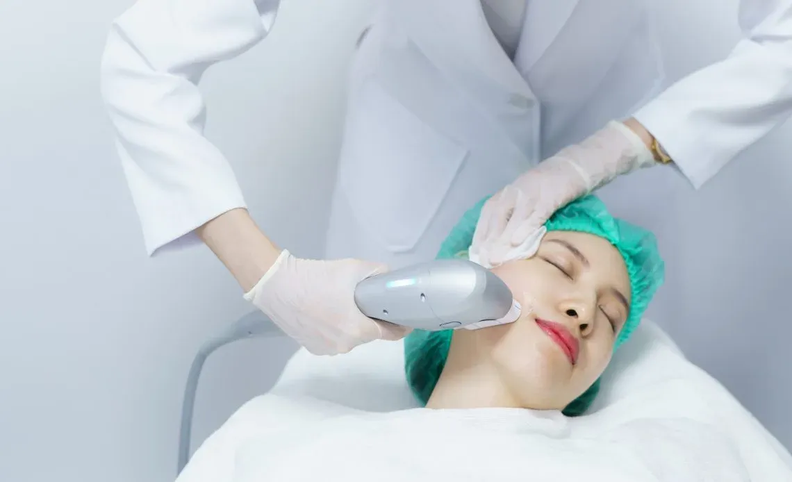 Perawatan HIFU Terbaik di Sozo Skin Clinic untuk Wajah V-Shape