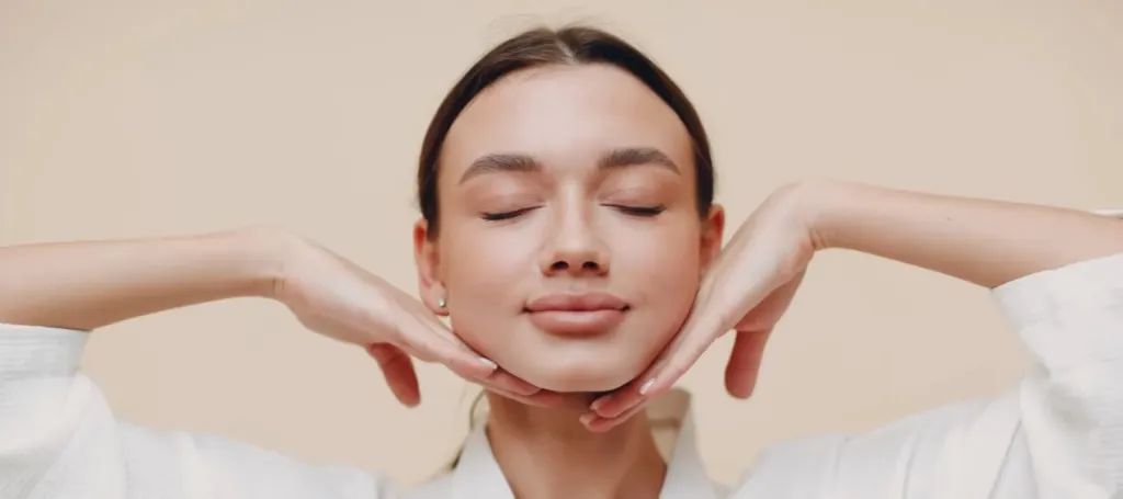 Kulit Masih Kusam Meski Rutin Skincare? Ini Cara Bikin Glowing Tahan Lama