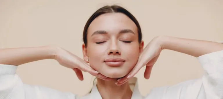 Kulit Masih Kusam Meski Rutin Skincare? Ini Cara Bikin Glowing Tahan Lama