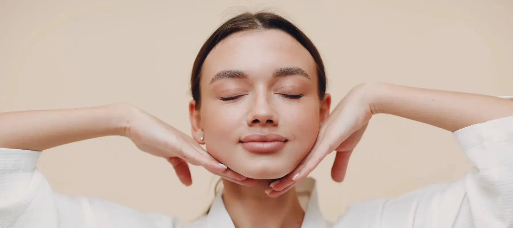 Kulit Masih Kusam Meski Rutin Skincare? Ini Cara Bikin Glowing Tahan Lama