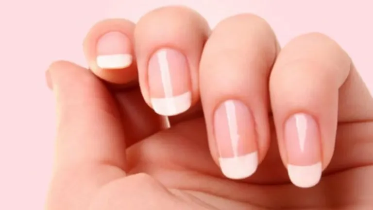 Bagaimana Cara Manicure Pedicure yang Aman Tanpa Merusak Kuku? Simak Panduannya