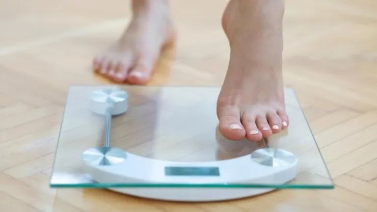 Turun Berat Badan Cepat: Lemak Hilang atau Air?