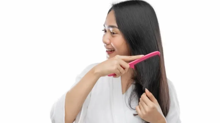 7 Cara Memanjangkan Rambut Paling Efektif agar Cepat Tebal dan Berkilau