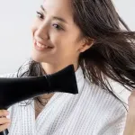 12 Ciri-ciri Rambut Sehat & Cara Merawatnya agar Lebat & Kuat!