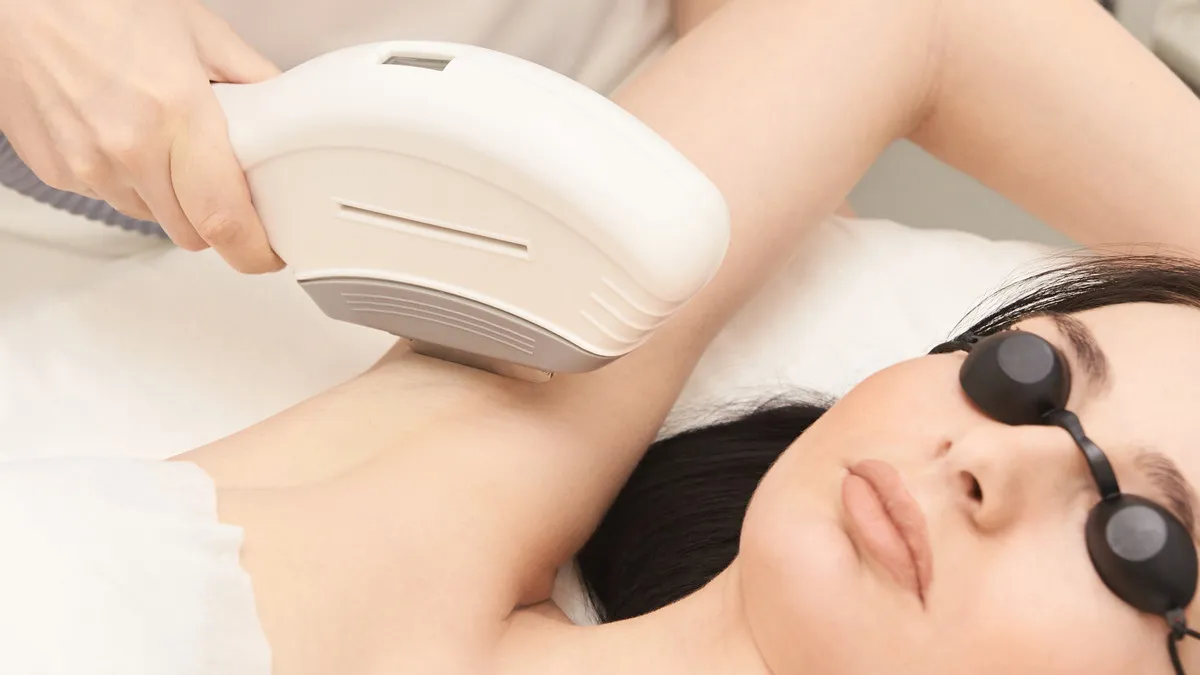 Bulu Rontok Setelah IPL Treatment? Jangan Dicabut Dulu!