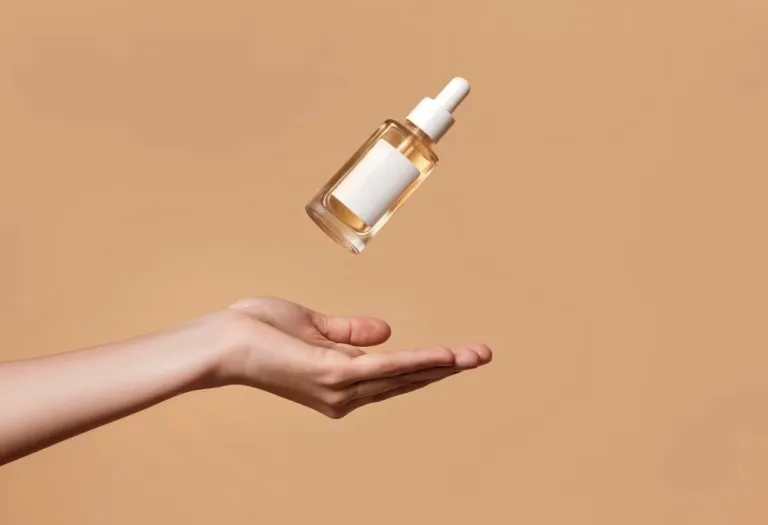 10 Rekomendasi Serum Dark Spot Untuk Wajah! Kandungan & Cara Memilih