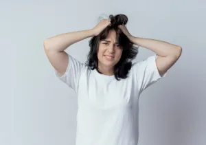 Ilustrasi Rasa Gatal di Rambut