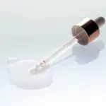 Essence: Manfaat, Bedanya dengan Toner dan Serum, serta Cara Memilihnya