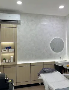 Ruang Tindakan SOZO Skin Clinic Pondok Bambu