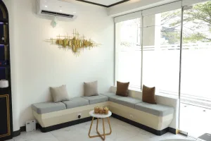 Ruang Tunggu SOZO Skin Clinic Cirebon