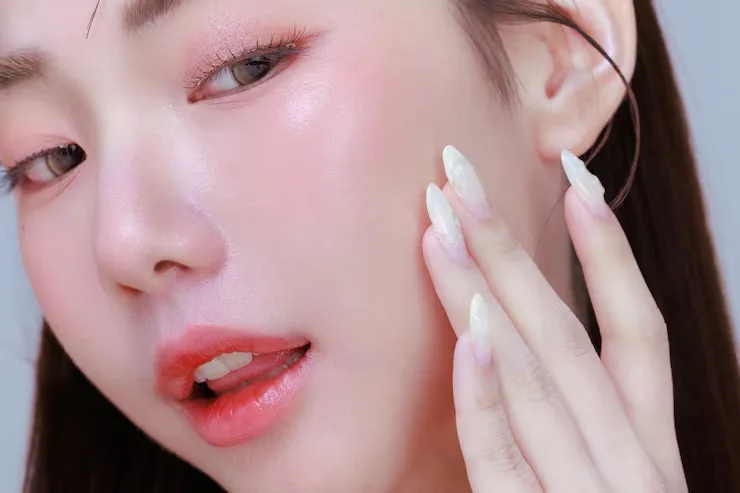 14 Manfaat DNA Salmon untuk Wajah: dari Skincare hingga Treatment Injeksi