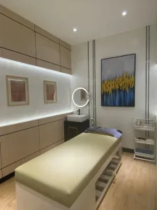 Ruang Tindakan SOZO Skin Clinic Bali