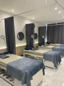 Ruang Tindakan SOZO Skin Clinic Malang
