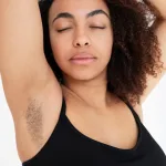 Ketiak Gelap Bisa dari Gesekan atau Deodoran, Treatment Apa yang Efektif?