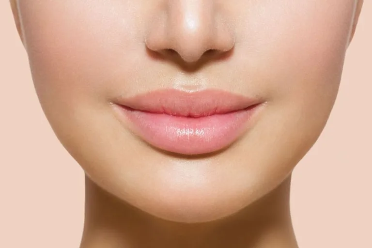 Bibir Pink Bisa dari Laser atau Inject, Mana yang Cocok untuk Bibirmu?