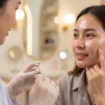 Kulit Berminyak Masih Perlu Skin Booster Nggak?