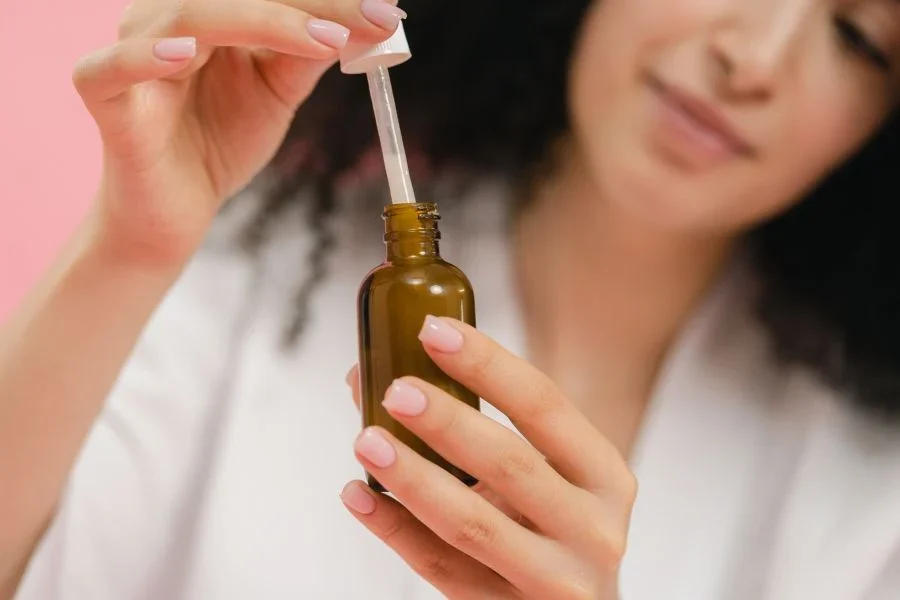 mandelic acid tidak boleh dicampur dengan apa