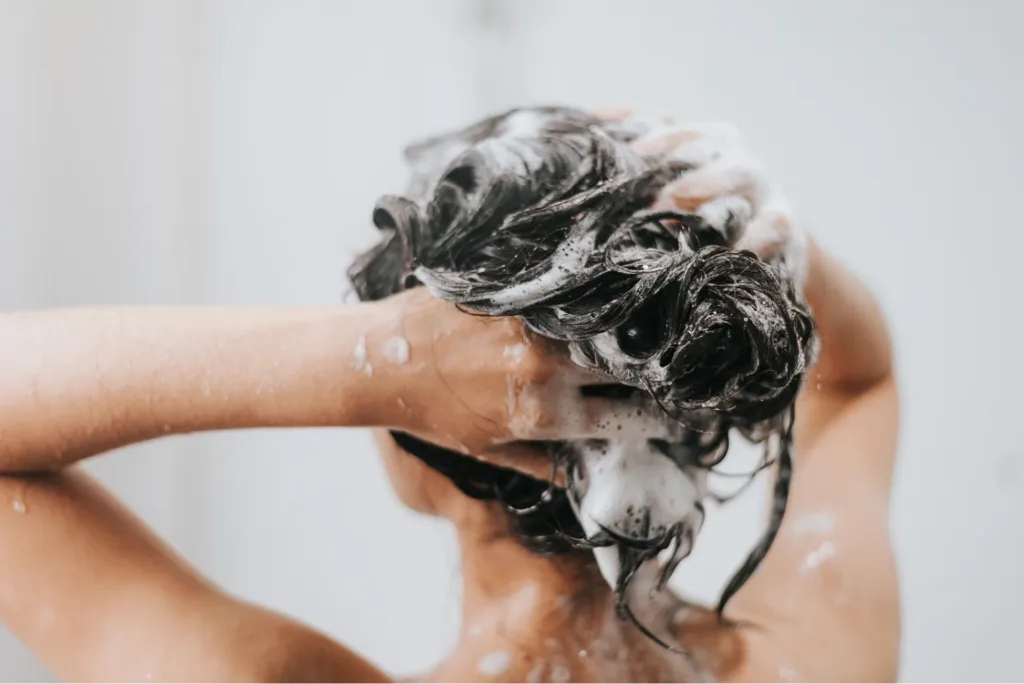 cara mengurangi rambut rontok
